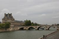 Parigi, la Senna e il Louvre