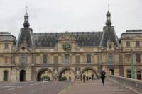 Parigi, il Louvre dal pont du carrousel