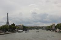 Parigi, vista della Senna e della Tour Eiffel da Place de la Concorde